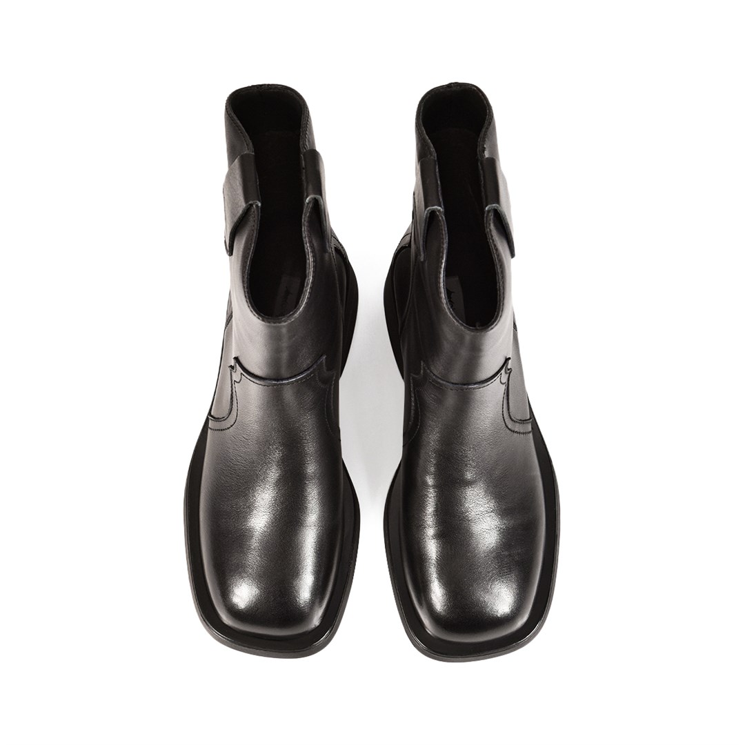 Женские демисезонные ботинки черного цвета - фото 48316