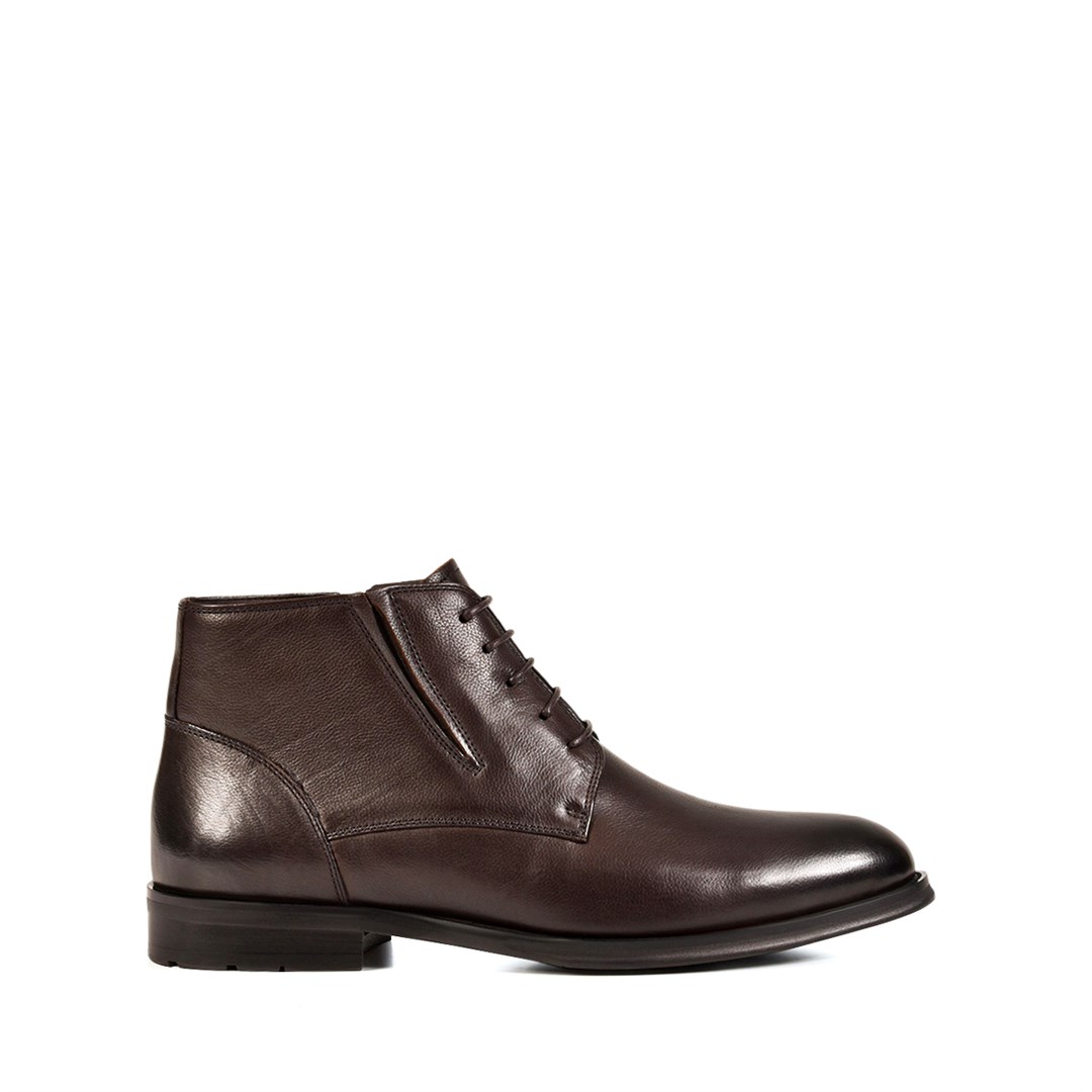 Мужские демисезонные ботинки коричневого цвета - фото 48334