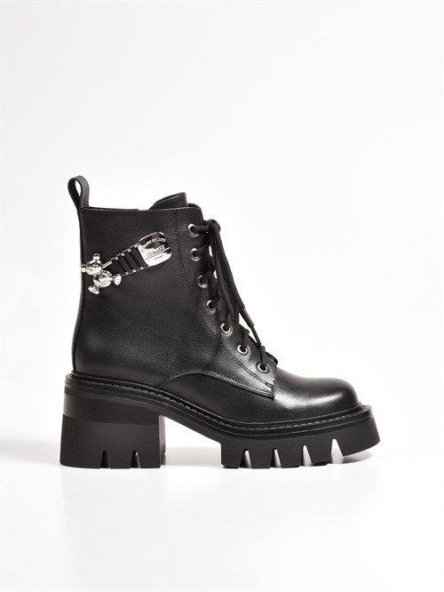 Высокие ботинки черного цвета с акцентной фурнитурой Chewhite - фото 13695