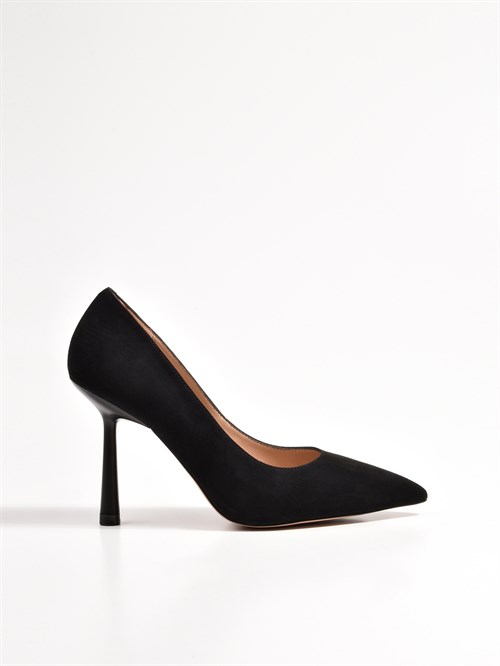 Женские туфли черного цвета на каблуке Chewhite