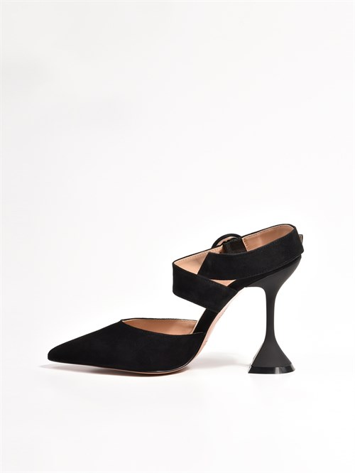 Женские туфли черного цвета с открытой пяткой