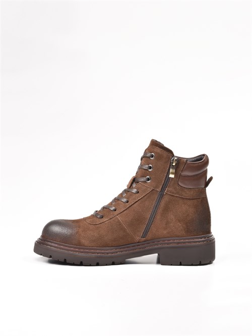 Мужские зимние ботинки коричневого цвета на шнуровке Chewhite