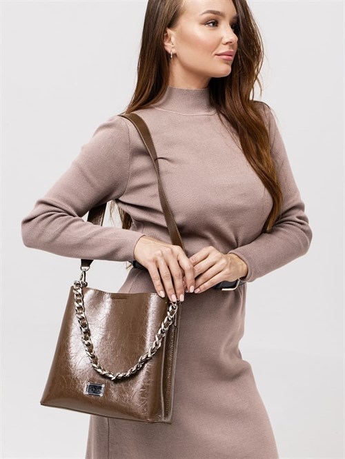 Женская сумка коричневого оттенка Chewhite