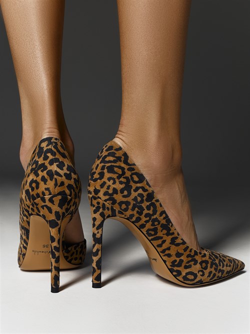 Женские туфли-лодочки с леопардовым принтом Chewhite