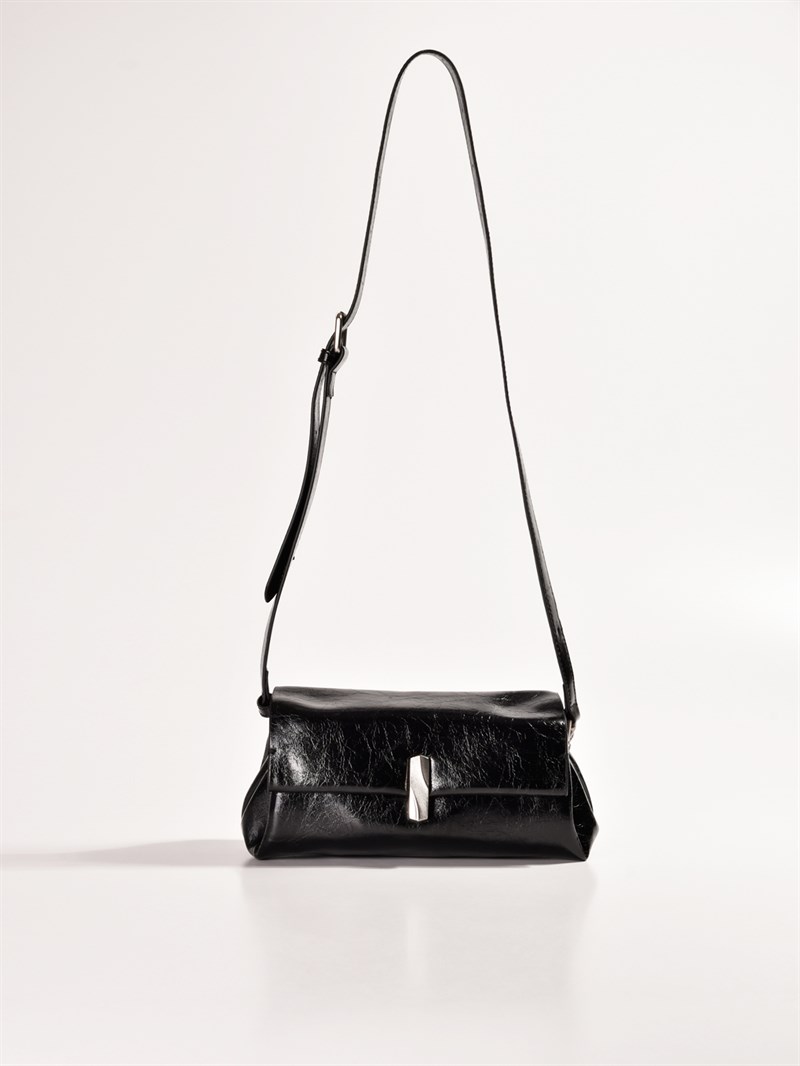 Женская сумка кросс-боди черного цвета Chewhite