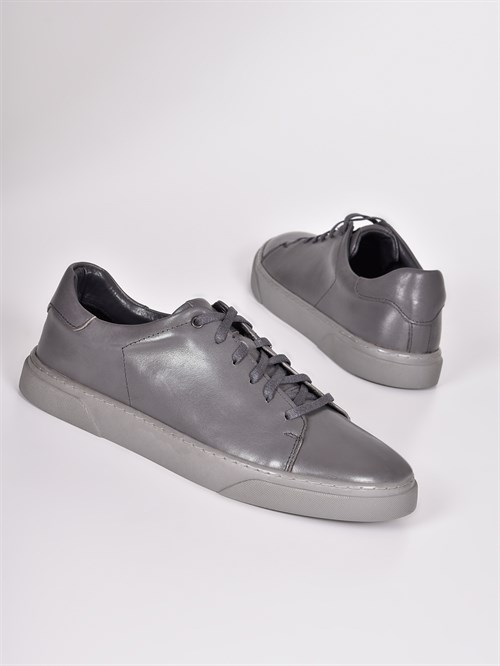 Кожаные кеды серого цвета на шнуровке - фото 5943