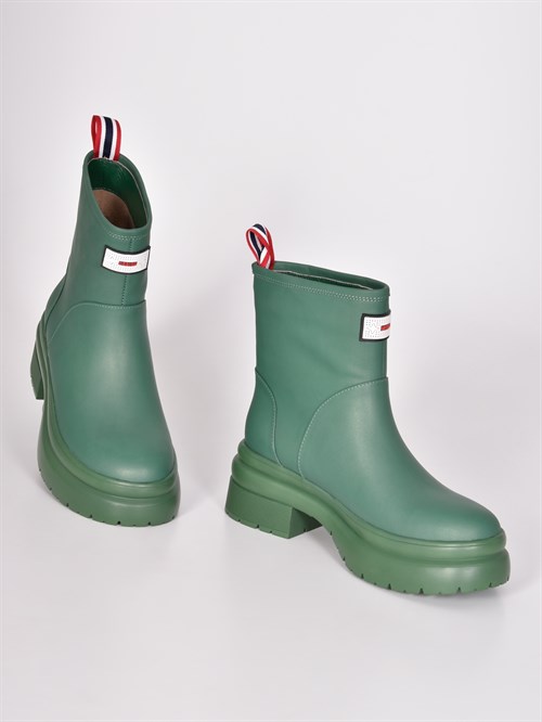 Высокие ботинки на платформе из натуральной гладкой кожи в зеленом цвете - фото 8160