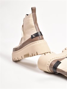 Ботинки на шнуровке из натуральной кожи бежевого оттенка - фото 12466