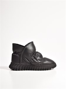 Женские зимние ботинки черного цвета Chewhite - фото 13270