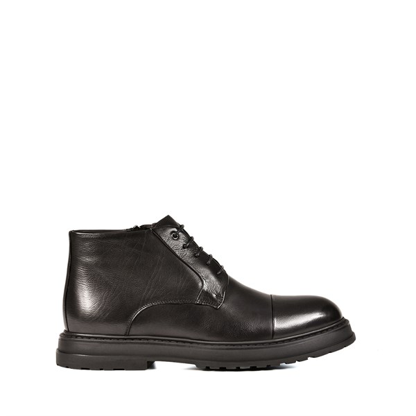 {{photo.Title}} {{photo.Alt || photo.Description || 'Мужские зимние ботинки черного цвета'}}