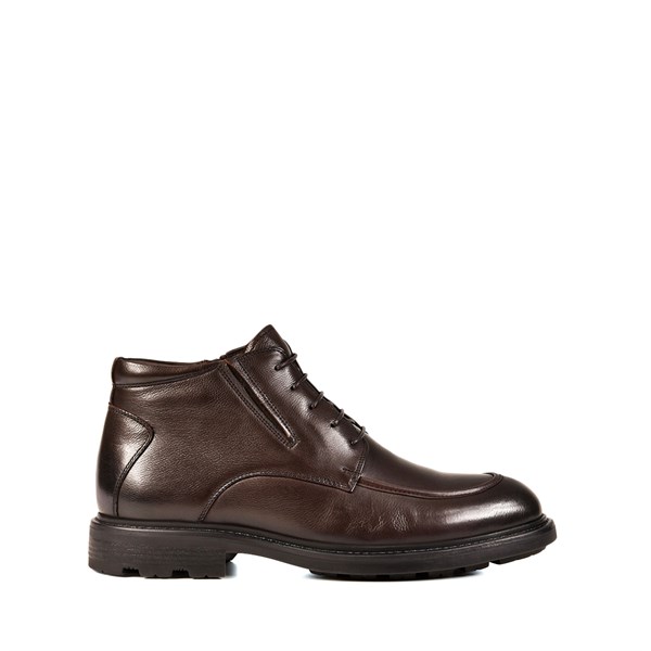 {{photo.Title}} {{photo.Alt || photo.Description || 'Мужские зимние ботинки коричневого цвета'}}