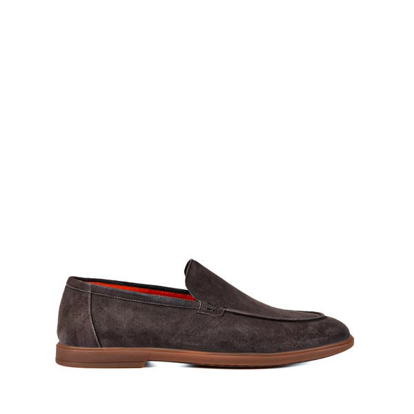 {{photo.Alt || photo.Description || 'Мужские лоферы серо-коричневого цвета Chewhite'}}