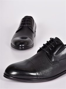 Кожаные туфли чёрного цвета на шнуровке - фото 5784