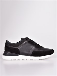 Чёрные кроссовки из комбинированного материала на шнуровке - фото 5940
