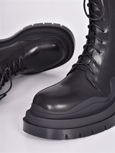 Высокие ботинки из натуральной кожи чёрного цвета - фото 8914