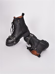 Ботинки из натуральной зернистой кожи чёрного цвета с металлической фурнитурой - фото 9019