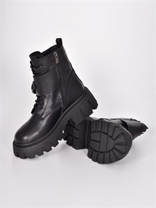 Ботинки из натуральной кожи чёрного цвета с серебристой фурнитурой - фото 9049