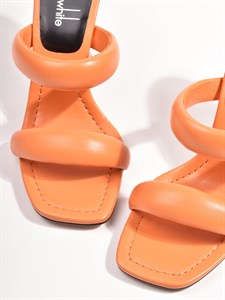 Сабо на каблуке из натуральной мягкой кожи в оранжевом цвете - фото 9504